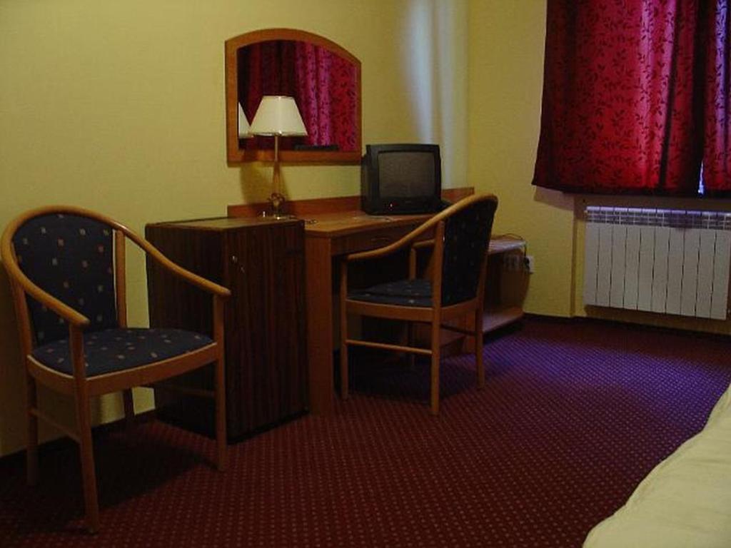 Rezydencja Parkowa Hotel Varsovia Habitación foto