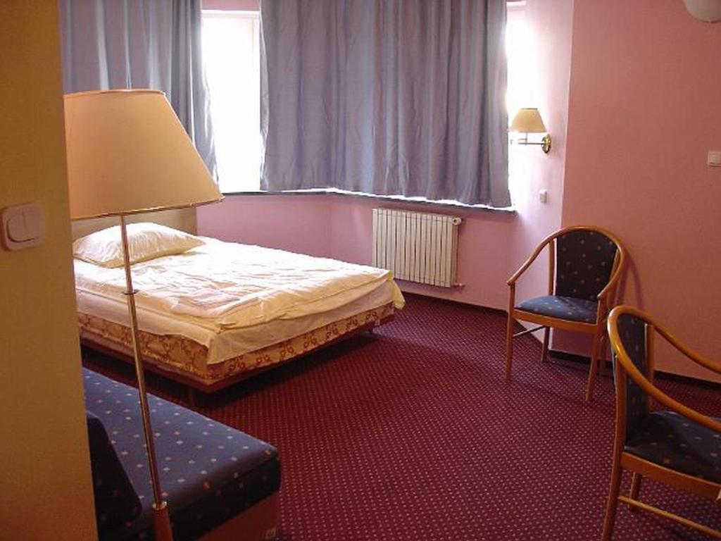 Rezydencja Parkowa Hotel Varsovia Habitación foto